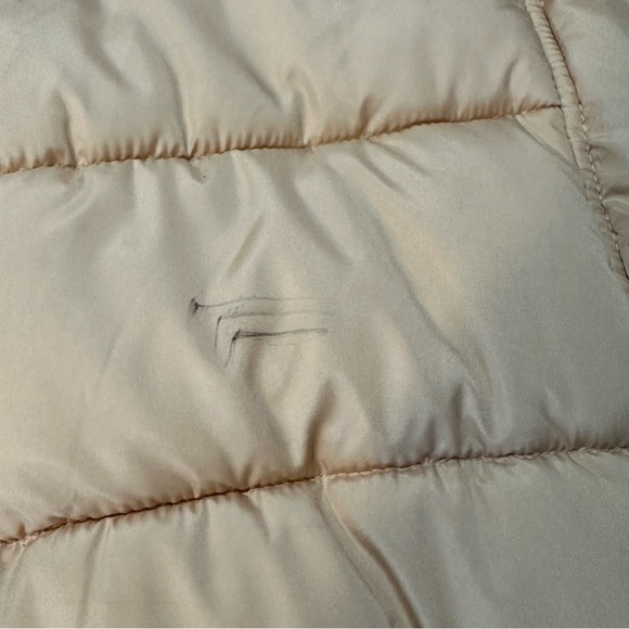 Misguided Petite Hooded Crop Puffer Jacket 🧥 - Picture 5 of 10